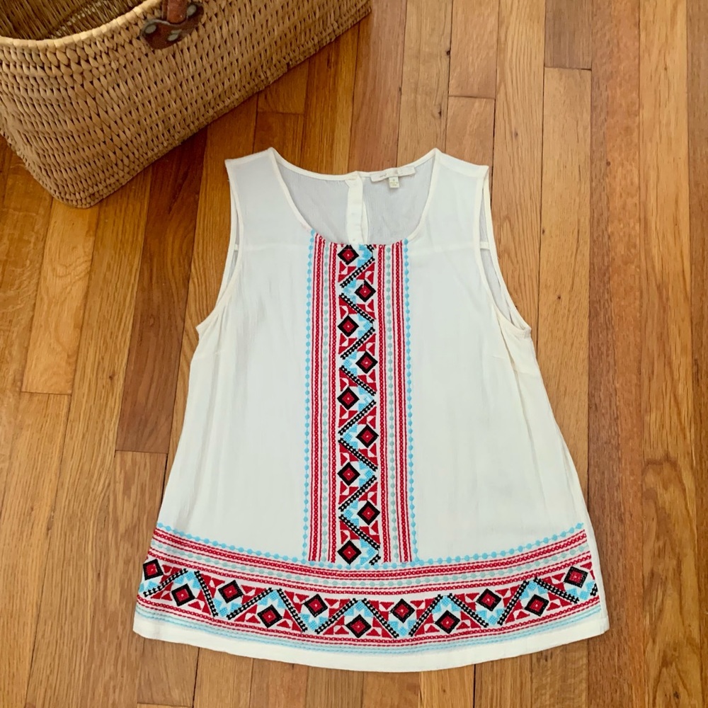 Off white embroidered sleeveless top. Size small